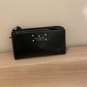 Kate Spade wallet/clutch/wristlet